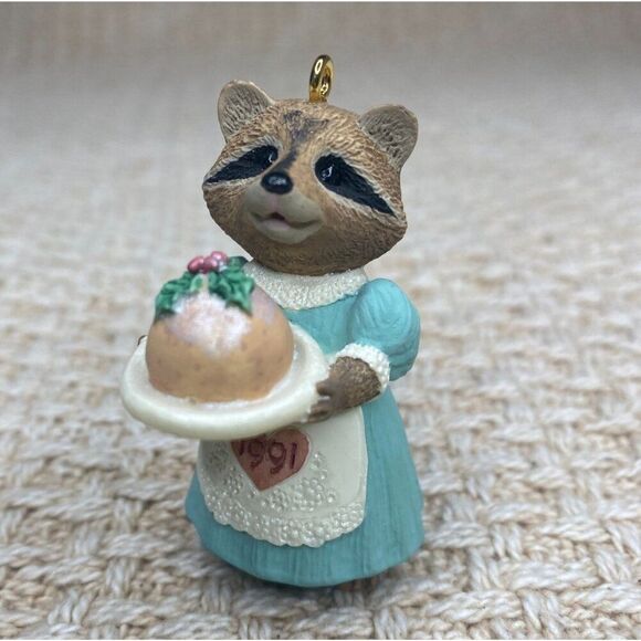 Plum Delightful 1991 Keepsake Hallmark Ornament - Picture 2 of 5